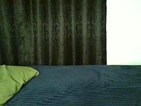 Snapshot of sweetdarling4 chatting on 06-18-26, 04:13 sweetdarling4 online show from 06-18-26, 04:13