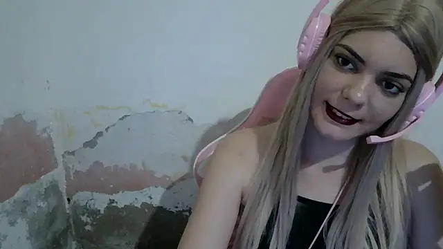 Snapshot of Angel_Ristoww chatting on 06-03-26, 11:54 Angel Ristoww online show from 06-03-26, 11:54