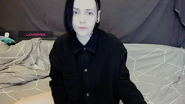 Snapshot of Polly_Megan chatting on 06-22-26, 08:39 Polly Megan online show from 06-22-26, 08:39