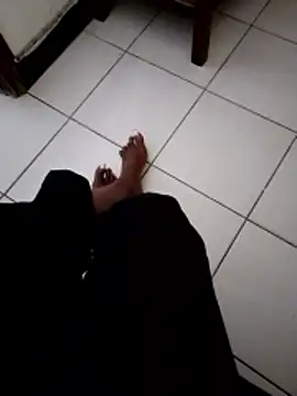 sexy slut22 online show from 05-19-26, 04:41