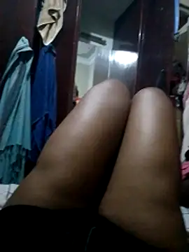 sexy slut22 online show from 05-19-26, 05:52