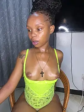 Snapshot of sexyie_caramel chatting on 07-01-26, 02:40 sexyie caramel online show from 07-01-26, 02:40