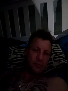 Snapshot of swissguy007 chatting on 05-31-26, 12:19 swissguy007 online show from 05-31-26, 12:19