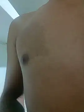 Snapshot of Elyxir04 chatting on 07-10-26, 01:58 Elyxir04 online show from 07-10-26, 01:58