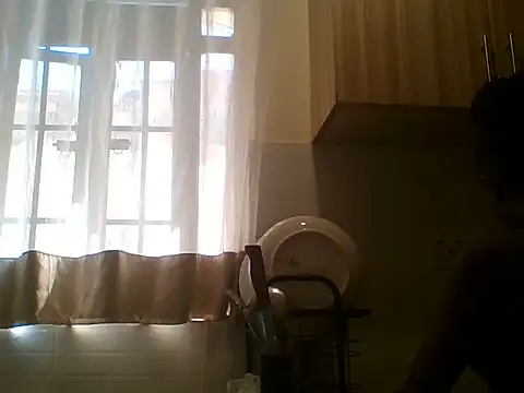 Hotty Luizer online show from 05-26-26, 07:26