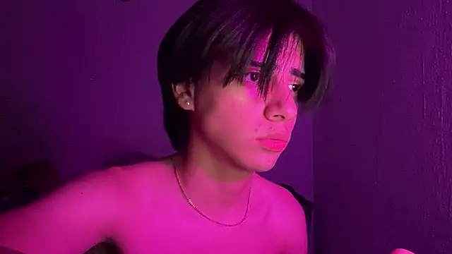 Alesexito online show from 06-24-26, 01:48