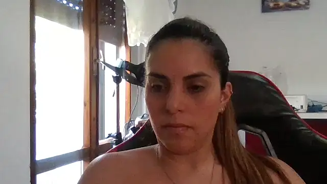 CampanulaHot online show from 05-26-26, 10:11