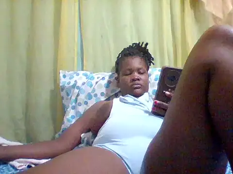Snapshot of horny_drip chatting on 06-30-26, 05:25 horny drip online show from 06-30-26, 05:25