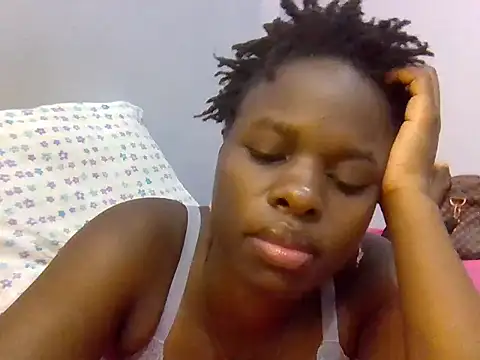 Snapshot of ebonyprincess2 chatting on 06-21-26, 05:54 ebonyprincess2 online show from 06-21-26, 05:54