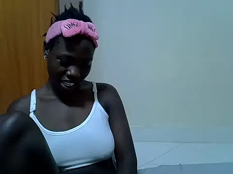 Snapshot of Rubbiey chatting on 05-20-26, 03:34 Rubbiey online show from 05-20-26, 03:34