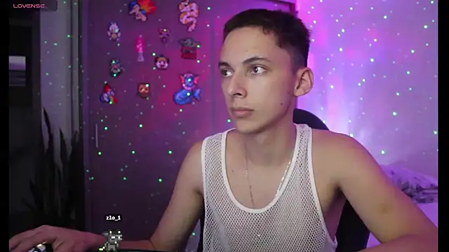 Snapshot of archi_love chatting on 02-06-25, 06:08 archi love online show from 02-06-25, 06:08