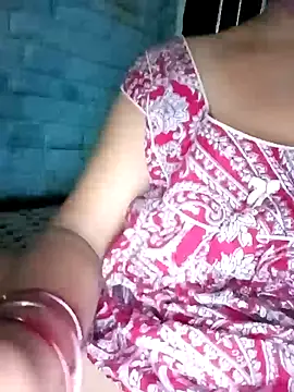 Snapshot of BEBO-HOTTY chatting on 05-21-26, 06:37 BEBO-HOTTY online show from 05-21-26, 06:37
