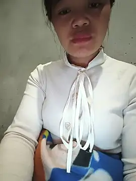 Snapshot of Emma-sin chatting on 06-10-26, 03:07 Emma-sin online show from 06-10-26, 03:07