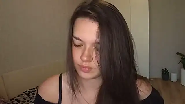 Vicki queen online show from 06-25-26, 05:07