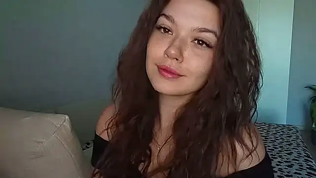 Vicki queen online show from 07-18-26, 05:11