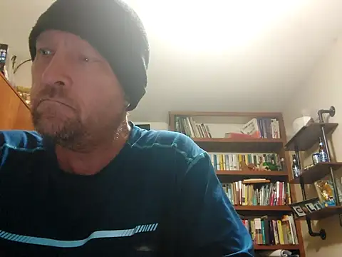 Snapshot of icebergXpress chatting on 06-08-26, 04:46 icebergXpress online show from 06-08-26, 04:46