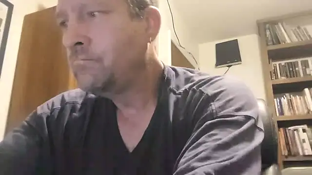 Snapshot of icebergXpress chatting on 07-04-26, 06:19 icebergXpress online show from 07-04-26, 06:19