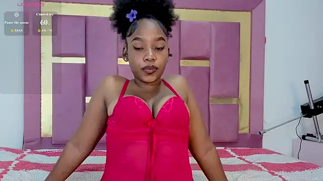 Snapshot of ArianaMadisson chatting on 06-13-26, 01:42 ArianaMadisson online show from 06-13-26, 01:42