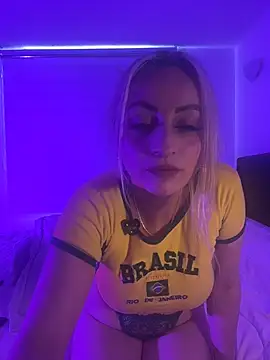 Snapshot of bulma- chatting on 05-19-26, 08:04 bulma- online show from 05-19-26, 08:04