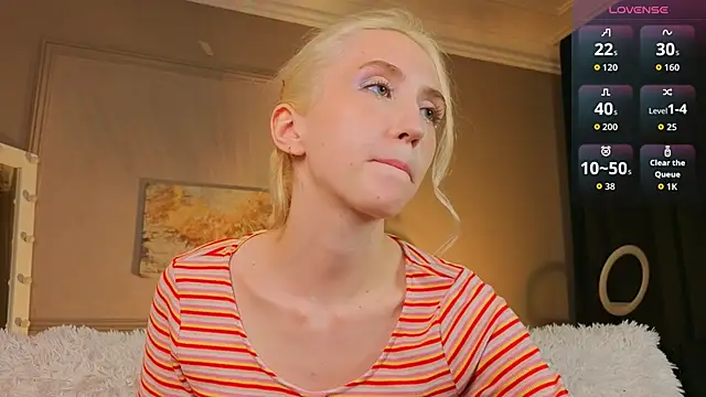 Snapshot of Elen__Moore chatting on 06-04-26, 12:44 Elen Moore online show from 06-04-26, 12:44
