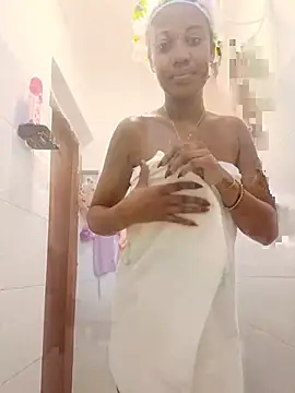 Snapshot of Slim_SummitKE chatting on 05-21-26, 11:06 Slim SummitKE online show from 05-21-26, 11:06