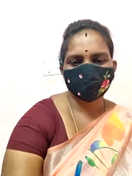 Snapshot of CuteTamizhachi chatting on 06-02-26, 04:42 CuteTamizhachi online show from 06-02-26, 04:42