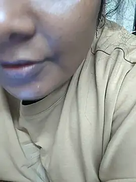 Yazhi THUG DeSi online show from 05-19-26, 01:28