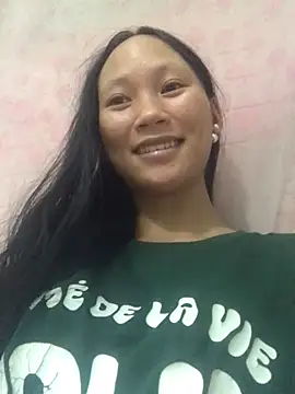 Snapshot of hellenmay11 chatting on 06-28-26, 01:17 hellenmay11 online show from 06-28-26, 01:17