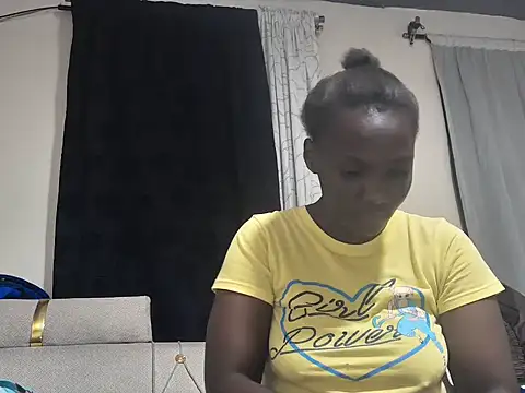Snapshot of sexyleah25 chatting on 07-05-26, 08:16 sexyleah25 online show from 07-05-26, 08:16