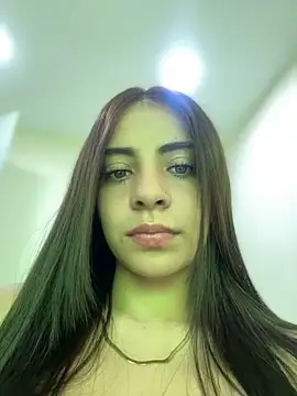 Snapshot of Hanna_Cruz_ chatting on 06-02-26, 05:37 Hanna Cruz online show from 06-02-26, 05:37
