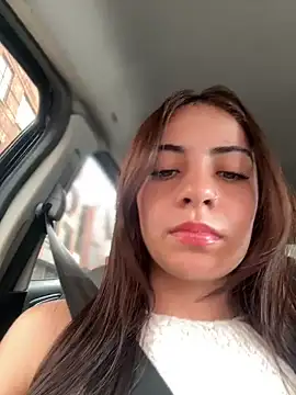 Snapshot of Hanna_Cruz_ chatting on 06-06-26, 05:17 Hanna Cruz online show from 06-06-26, 05:17