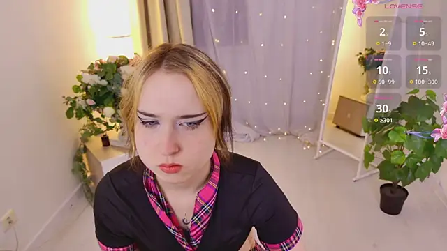 Oksi Koxy online show from 07-08-26, 11:58