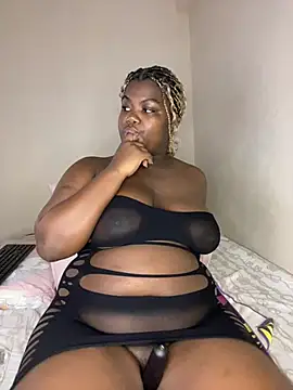Snapshot of HornyxLadiee chatting on 05-19-26, 11:00 HornyxLadiee online show from 05-19-26, 11:00