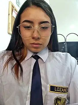 Snapshot of Angela__05 chatting on 07-01-26, 01:02 Angela 05 online show from 07-01-26, 01:02