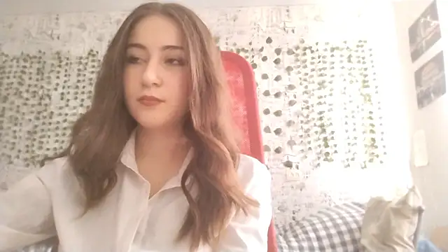Snapshot of Pollykiss chatting on 06-14-26, 09:33 Pollykiss online show from 06-14-26, 09:33