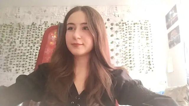 Snapshot of Pollykiss chatting on 06-19-26, 09:57 Pollykiss online show from 06-19-26, 09:57