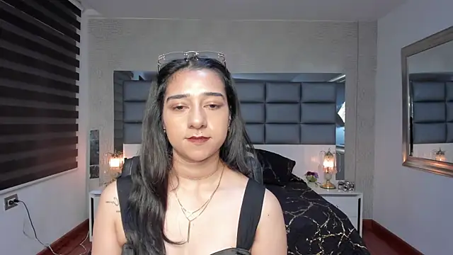 Snapshot of Evangelyn_clk chatting on 05-20-26, 08:15 Evangelyn clk online show from 05-20-26, 08:15