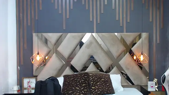 Snapshot of MartinaaFit chatting on 06-16-26, 12:08 MartinaaFit online show from 06-16-26, 12:08