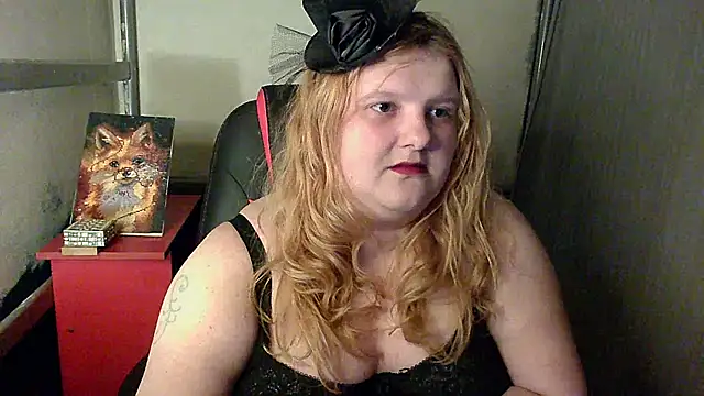 Snapshot of Freya_Fellie chatting on 05-24-26, 07:30 Freya Fellie online show from 05-24-26, 07:30