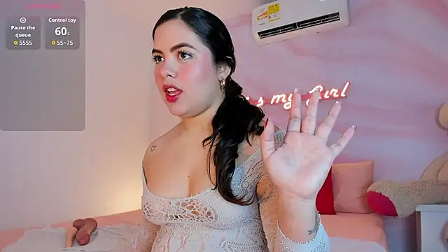 Snapshot of Isabella_Rios_ chatting on 07-12-26, 11:34 Isabella Rios online show from 07-12-26, 11:34