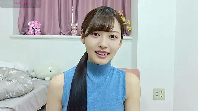 Snapshot of x-Ami-x chatting on 05-29-26, 02:42 x-Ami-x online show from 05-29-26, 02:42
