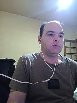 Snapshot of Safado700 chatting on 06-02-26, 12:56 Safado700 online show from 06-02-26, 12:56