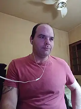 Snapshot of Safado700 chatting on 06-22-26, 02:13 Safado700 online show from 06-22-26, 02:13