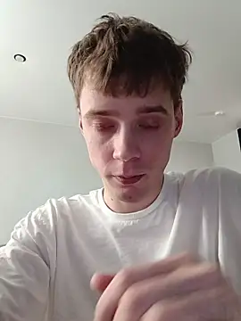 Snapshot of Gaarty chatting on 06-10-26, 02:34 Gaarty online show from 06-10-26, 02:34
