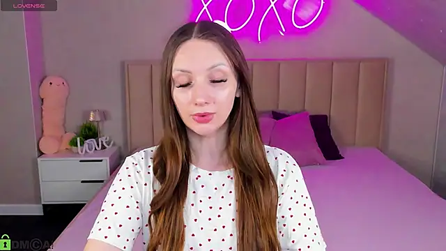 Alexa Carte online show from 06-13-26, 07:28