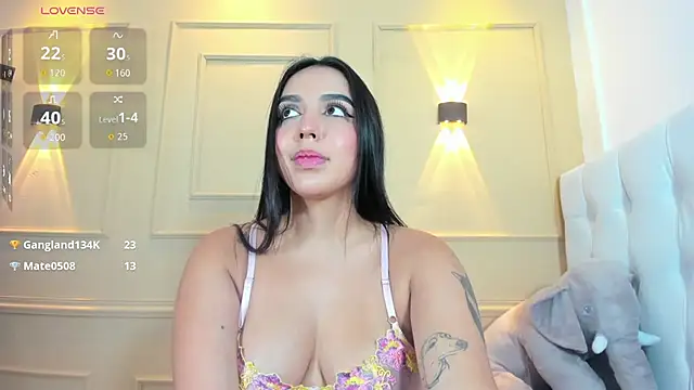 Snapshot of IVONNEREYES chatting on 07-07-26, 07:23 IVONNEREYES online show from 07-07-26, 07:23