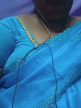 Snapshot of geetha431 chatting on 06-02-26, 05:37 geetha431 online show from 06-02-26, 05:37