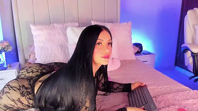Snapshot of Alannawolff chatting on 07-12-26, 12:45 Alannawolff online show from 07-12-26, 12:45