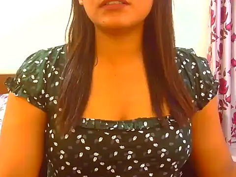 Snapshot of Mehek2001 chatting on 06-03-26, 05:18 Mehek2001 online show from 06-03-26, 05:18