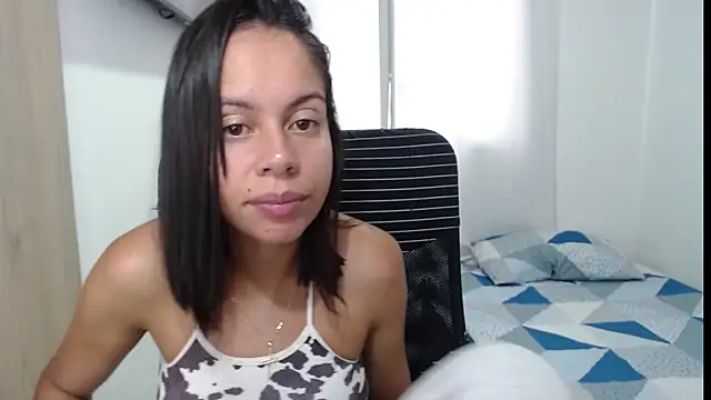 Snapshot of Valeria_Santos_ chatting on 06-10-26, 02:38 Valeria Santos online show from 06-10-26, 02:38
